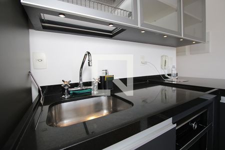 Cozinha de apartamento à venda com 1 quarto, 68m² em Vila Madalena, São Paulo