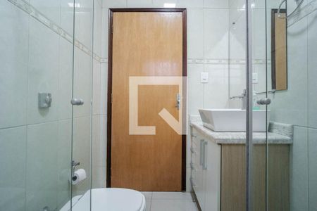 banheiro 1 de casa para alugar com 3 quartos, 149m² em Jardim Arize, São Paulo