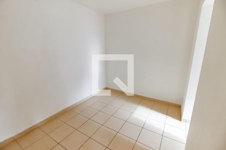 Quarto 1 de apartamento para alugar com 2 quartos, 48m² em Parque Assuncao, Taboão da Serra