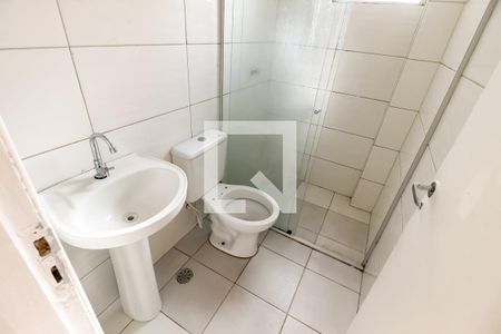 Banheiro de apartamento para alugar com 2 quartos, 48m² em Parque Assuncao, Taboão da Serra