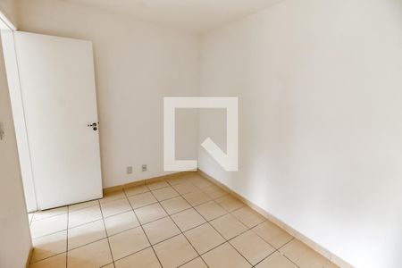 Quarto 1 de apartamento para alugar com 2 quartos, 48m² em Parque Assuncao, Taboão da Serra