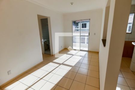 Sala de apartamento para alugar com 2 quartos, 48m² em Parque Assuncao, Taboão da Serra