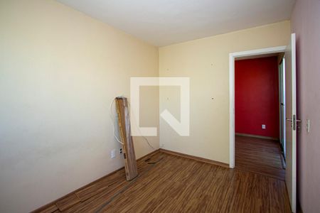 Quarto 1 de apartamento para alugar com 2 quartos, 48m² em Galo Branco, São Gonçalo