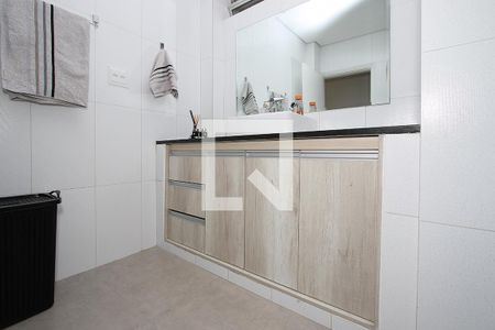 Banheiro Corredor de apartamento à venda com 3 quartos, 160m² em Pinheiros, São Paulo