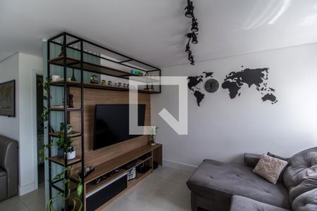 Sala de TV de apartamento à venda com 1 quarto, 63m² em Empresarial 18 do Forte, Barueri