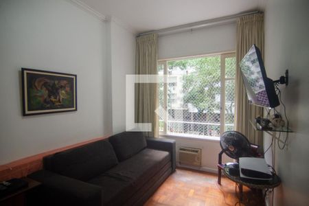 Quarto 1 de apartamento à venda com 3 quartos, 95m² em Leme, Rio de Janeiro