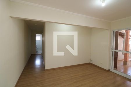 Sala de casa para alugar com 2 quartos, 86m² em Vila Industrial, São Paulo