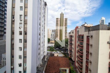 Vista do quarto 1 de apartamento para alugar com 3 quartos, 75m² em Setor Oeste, Goiânia