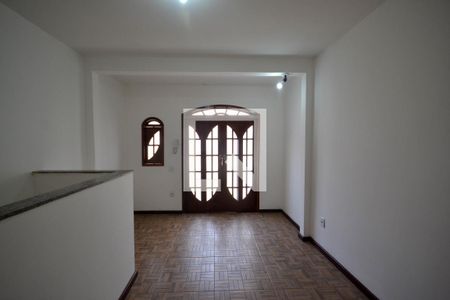 Sala de casa para alugar com 2 quartos, 60m² em Centro, Nilópolis