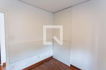 Apartamento à venda com 116m², 4 quartos e 2 vagas Apartamento à venda com 116m², 4 quartos e 2 vagasQuarto 4