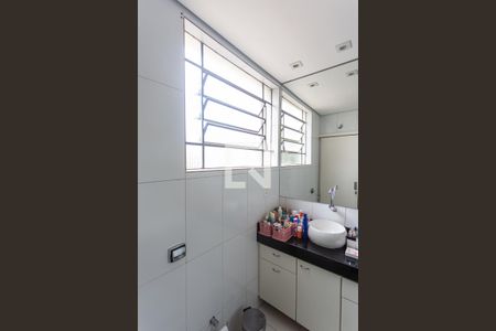 Apartamento à venda com 116m², 4 quartos e 2 vagas Apartamento à venda com 116m², 4 quartos e 2 vagasBanheiro da Suíte 1