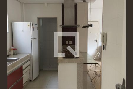 Apartamento à venda com 3 quartos, 100m² em Savassi, Belo Horizonte