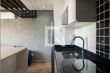 Cozinha de kitnet/studio para alugar com 1 quarto, 28m² em Santana, São Paulo