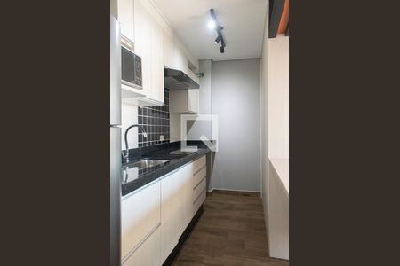 Cozinha de kitnet/studio para alugar com 1 quarto, 28m² em Santana, São Paulo