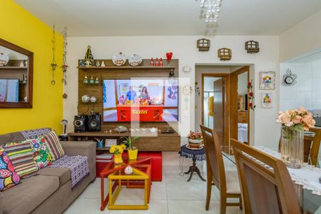 Sala de apartamento à venda com 2 quartos, 47m² em Estrela Dalva, Belo Horizonte