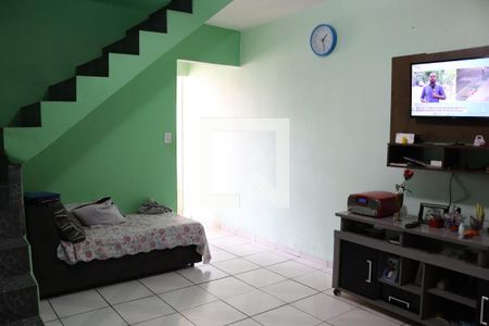Sala de casa à venda com 2 quartos, 133m² em Jardim Santa Cecília, Guarulhos