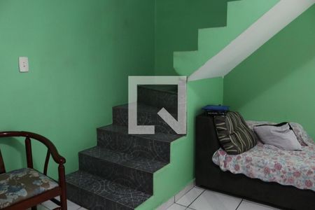 Sala de casa à venda com 2 quartos, 133m² em Jardim Santa Cecília, Guarulhos