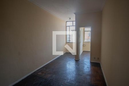 Sala de apartamento para alugar com 2 quartos, 70m² em Ramos, Rio de Janeiro