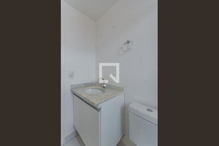 Banheiro suíte de apartamento à venda com 3 quartos, 76m² em Heliópolis, Belo Horizonte