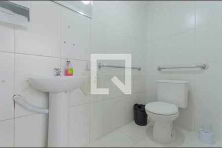 Apartamento para alugar com 42m², 2 quartos e sem vaga Apartamento para alugar com 42m², 2 quartos e sem vagaÁrea Comum - Salão de Festas - Lavabo