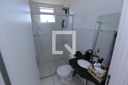 Banheiro da Suíte de apartamento para alugar com 2 quartos, 60m² em Monte Castelo, Contagem