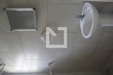 Banheiro de apartamento para alugar com 1 quarto, 38m² em Passo do Feijó, Alvorada