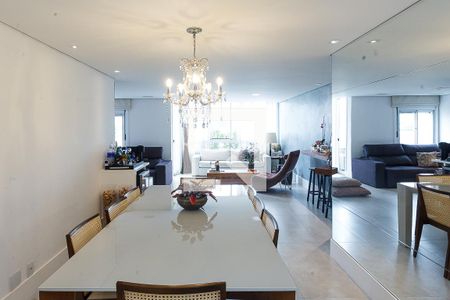 Sala de apartamento à venda com 3 quartos, 130m² em Paraíso do Morumbi, São Paulo