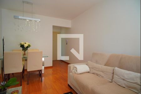 Sala de apartamento à venda com 2 quartos, 59m² em Jardim Carvalho, Porto Alegre