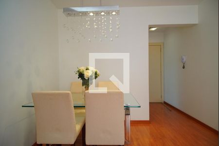 Sala de apartamento à venda com 2 quartos, 59m² em Jardim Carvalho, Porto Alegre