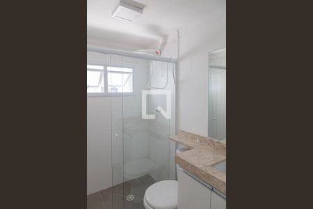 Banheiro de kitnet/studio para alugar com 1 quarto, 27m² em Bela Vista, São Paulo