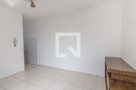 Sala de apartamento para alugar com 2 quartos, 50m² em Anil, Rio de Janeiro