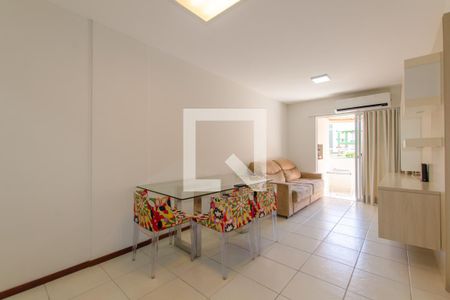 Sala de apartamento para alugar com 3 quartos, 83m² em Itacorubi, Florianópolis