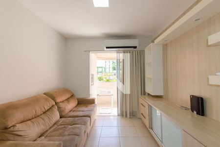 Sala de apartamento para alugar com 3 quartos, 83m² em Itacorubi, Florianópolis