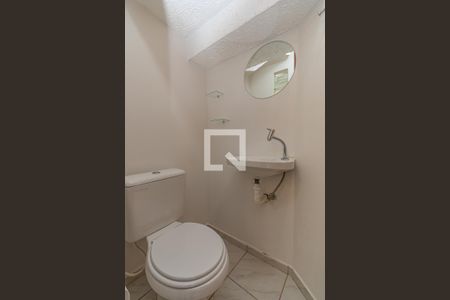 Lavabo de casa de condomínio para alugar com 2 quartos, 60m² em Residencial Burato, Campinas