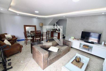 Sala de casa de condomínio à venda com 5 quartos, 260m² em Vargem Pequena, Rio de Janeiro