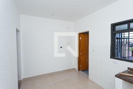 Sala e cozinha de casa para alugar com 1 quarto, 28m² em Vila Pereira Barreto, São Paulo