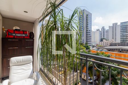 Varanda de apartamento à venda com 1 quarto, 50m² em Vila Nova Conceição, São Paulo
