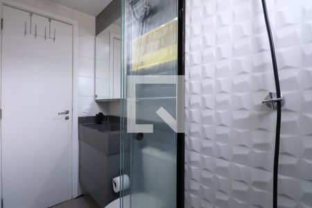 Banheiro de apartamento para alugar com 1 quarto, 30m² em Água Branca, São Paulo