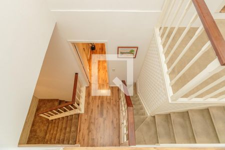 Casa de condomínio para alugar com 344m², 4 quartos e 3 vagas Casa de condomínio para alugar com 344m², 4 quartos e 3 vagasEscritório