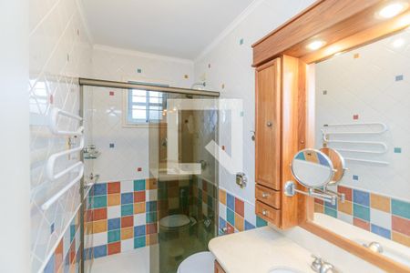 Casa de condomínio para alugar com 344m², 4 quartos e 3 vagas Casa de condomínio para alugar com 344m², 4 quartos e 3 vagasBanheiro