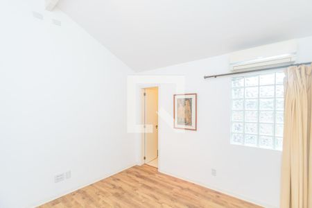 Casa de condomínio para alugar com 344m², 4 quartos e 3 vagas Casa de condomínio para alugar com 344m², 4 quartos e 3 vagasQuarto 4