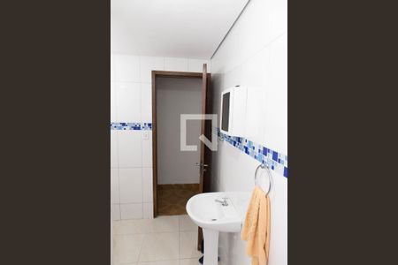 Banheiro Social 1 de casa à venda com 4 quartos, 194m² em Piraporinha, Diadema