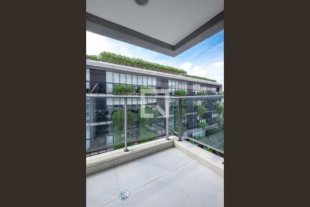 Studio - Varanda de kitnet/studio para alugar com 1 quarto, 35m² em Vila Madalena, São Paulo