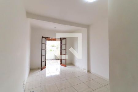 Suíte de casa à venda com 3 quartos, 150m² em Jardim Maria Rosa, Taboão da Serra