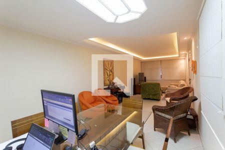 Sala de casa para alugar com 4 quartos, 230m² em Vila Santo Estefano, São Paulo
