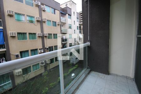 Varanda de apartamento para alugar com 2 quartos, 41m² em Jacarepaguá, Rio de Janeiro