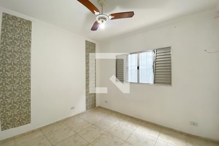 Quarto 1 de casa para alugar com 3 quartos, 125m² em Santo Antônio, Osasco