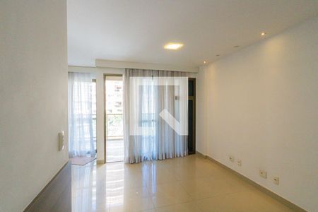 Sala de apartamento para alugar com 2 quartos, 80m² em Jacarepaguá, Rio de Janeiro