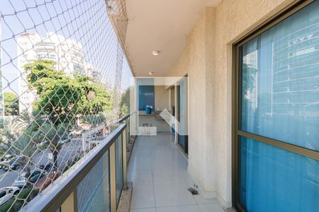 Varanda de apartamento para alugar com 2 quartos, 80m² em Jacarepaguá, Rio de Janeiro