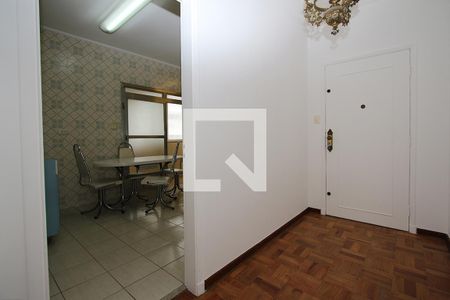 Hall de Entrada de apartamento para alugar com 3 quartos, 156m² em Cerqueira César, São Paulo